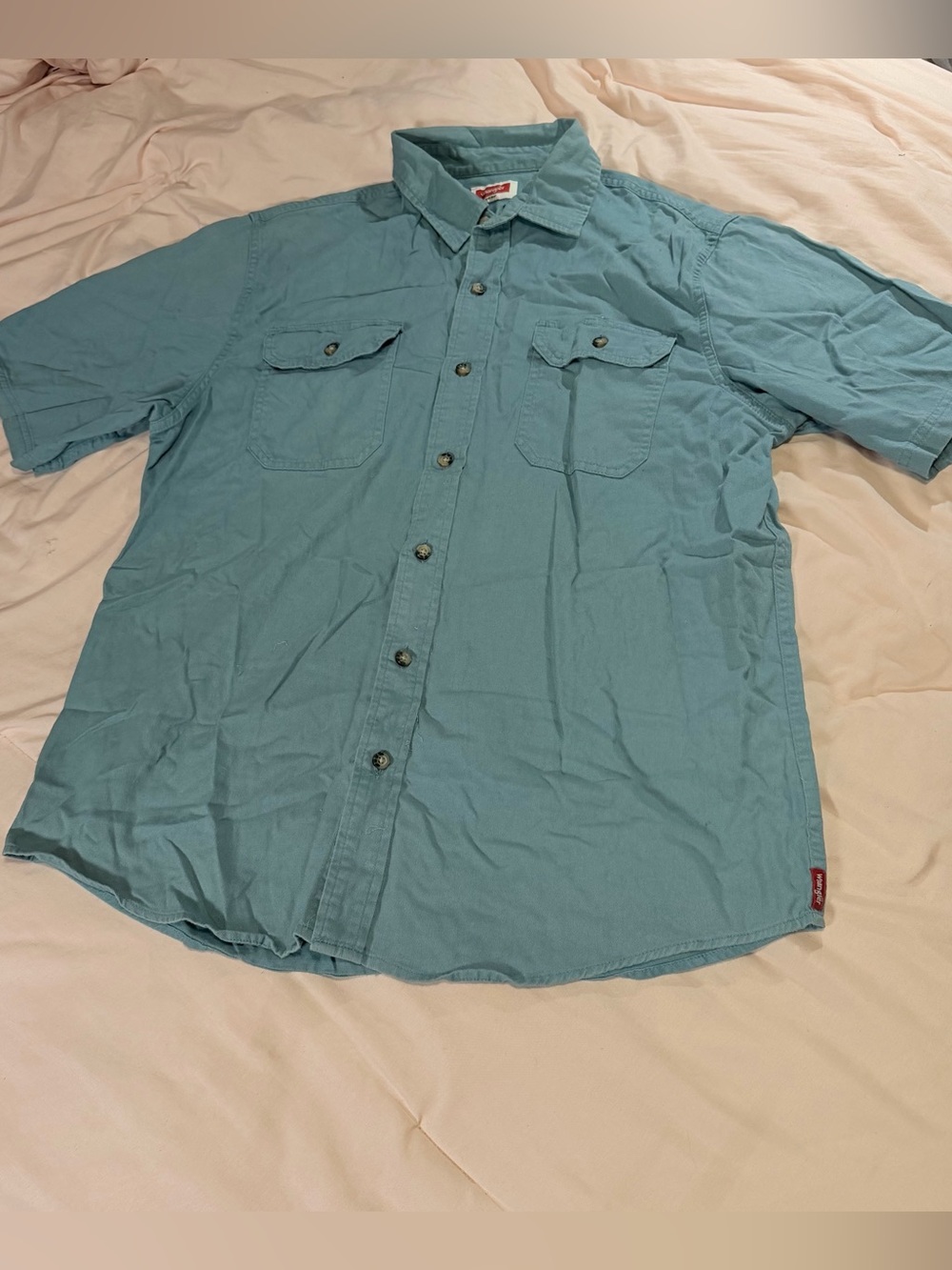 Vintage Wrangler Light Blue Short-Sleeve Button-Up Shirt L